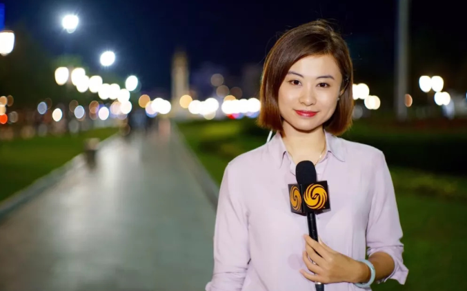 “中国易学风水大师  刘秋占”