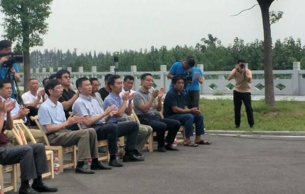 “中医药领域优秀人才  廖长清”