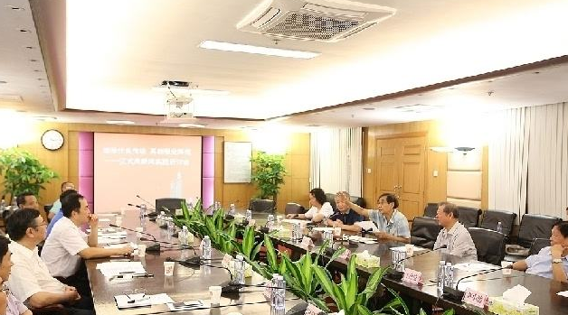 “拍卖会钱币精品：双旗币/光绪元宝”
