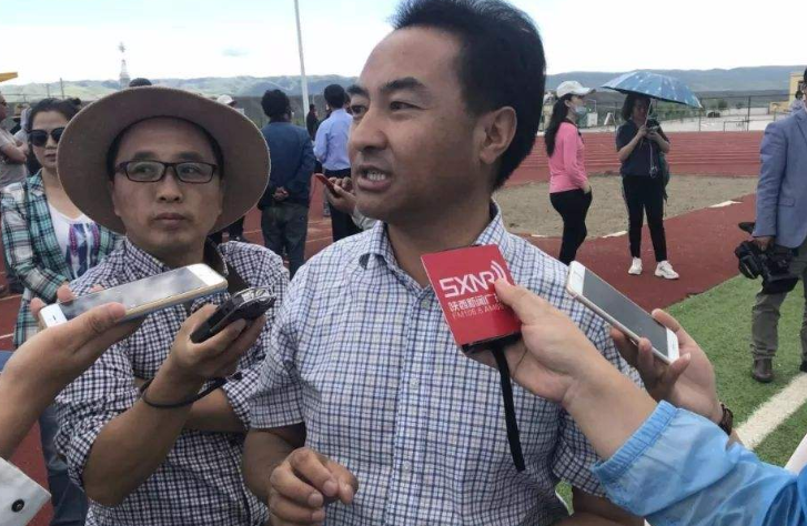 “精品推荐：元青花云龙纹梅瓶”