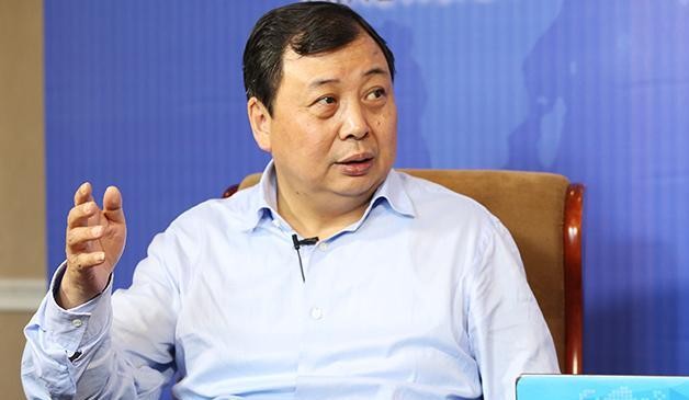 “画家吕志金素墨由心 清荣俊茂”
