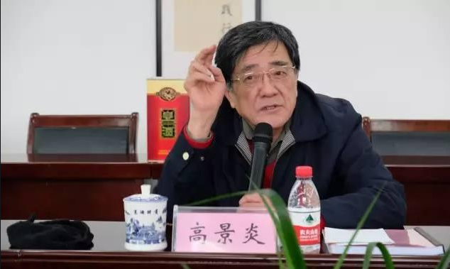 “精品推荐：元青花云龙纹梅瓶”